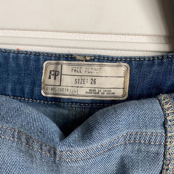 Free People Revolve Slim Fit Distressed Denim Overalls Size 26 - Picture 7 of 8